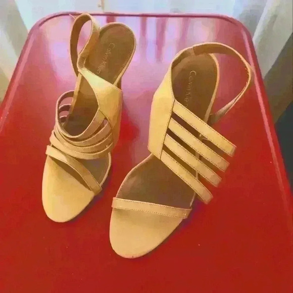 Calvin Klein Heels, size 10 - Picture 1 of 7
